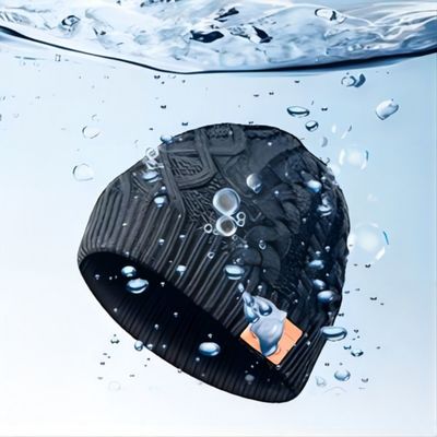 Катаясь на лыжах шляпа Beanie сноубординга 3in1 Bluetooth получает телефоны ответа музыка наслаждается держит теплый